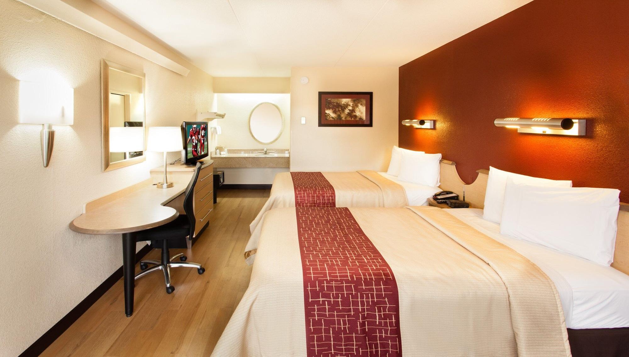 Red Roof Inn Louisville East - Hurstbourne Extérieur photo