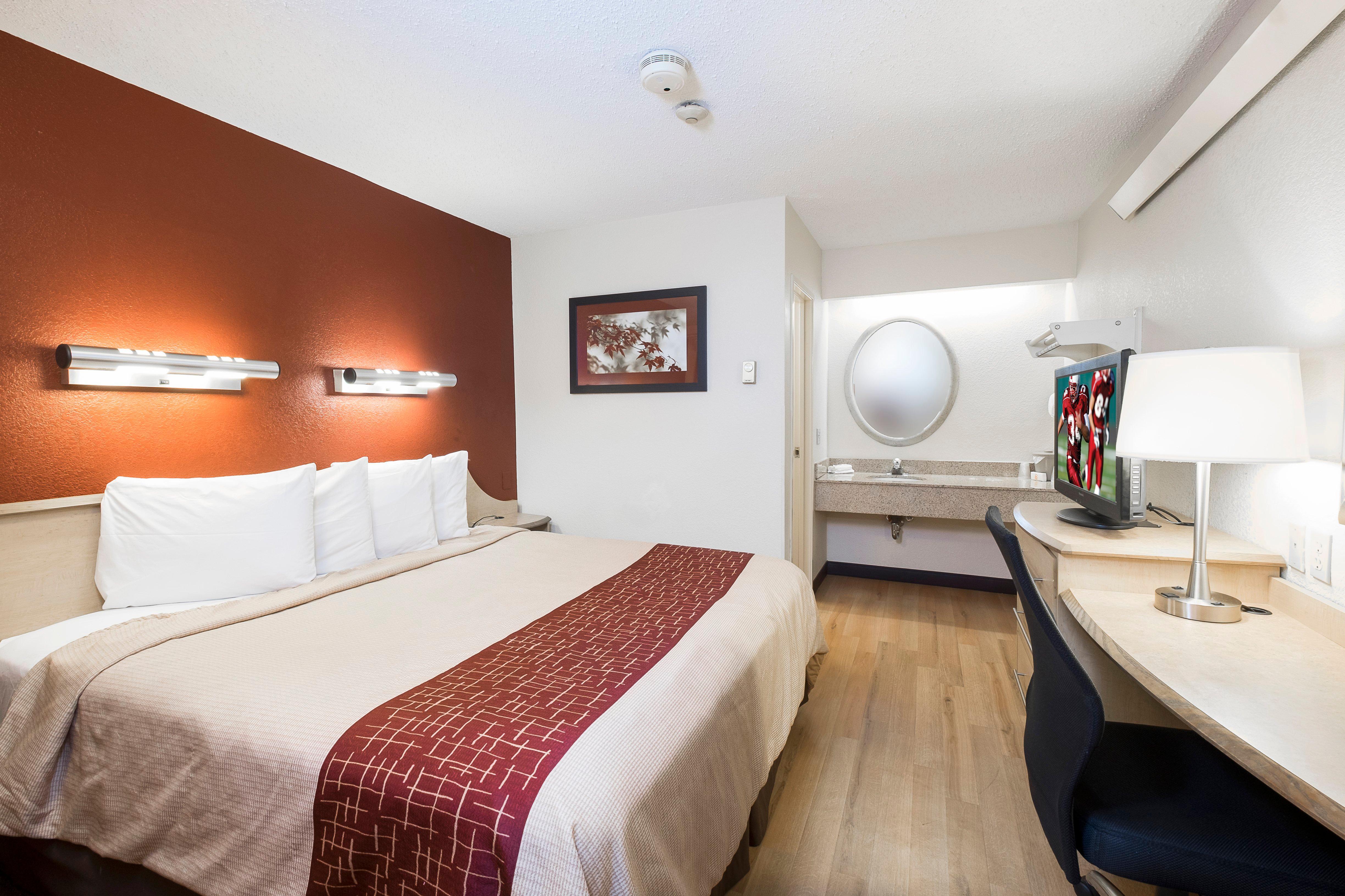 Red Roof Inn Louisville East - Hurstbourne Extérieur photo