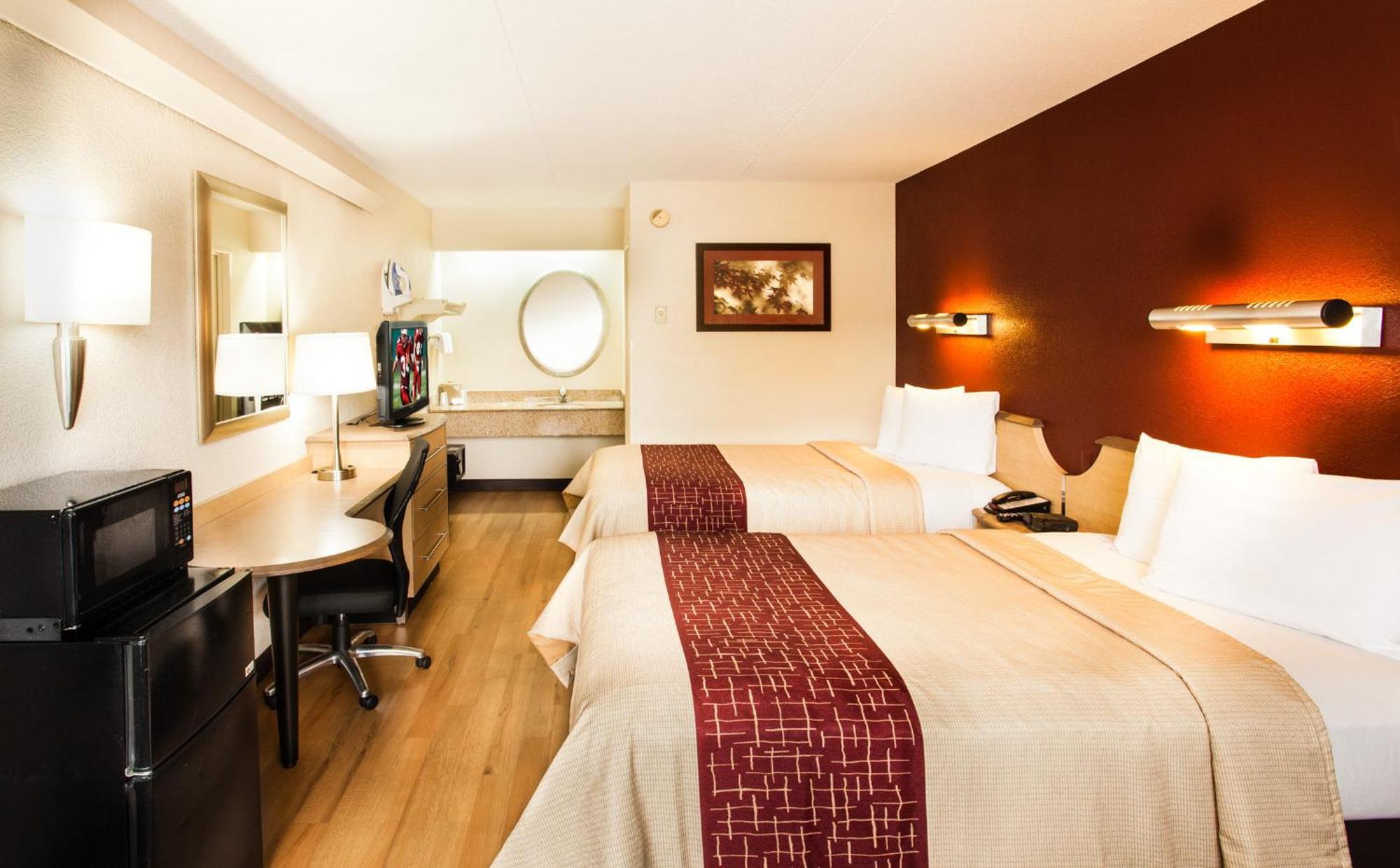 Red Roof Inn Louisville East - Hurstbourne Extérieur photo